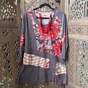 Cotton Blend Floral Tunic w Red Layered Necklace